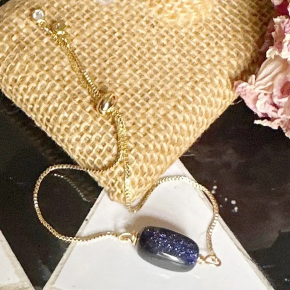 Sandstone gold rope chain adjustable knot bracelet - Picture 3 of 9